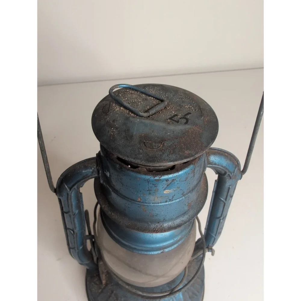 Vintage Dietz Little Wizard Kerosene Railroad Lantern Black With Clear Globe USA